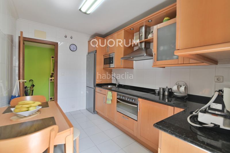 Foto f2376cd5-5fbc-4b1e-8ade-a3098ab87e9b. Pis amb aparcament a Miribilla Bilbao