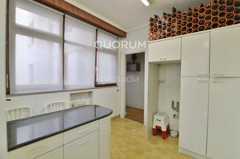 Foto e57d5a65-bace-4238-b350-cc3406a7148c. Pis amb calefacció a Ensanche - Moyua - Diputación Bilbao