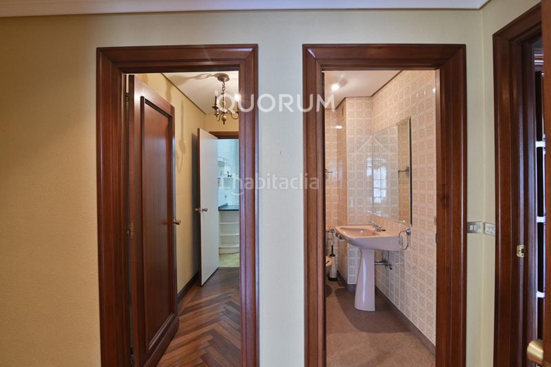 Foto efcd831e-ac00-49b0-a783-7c6c282723f0. Pis amb calefacció a Ensanche - Moyua - Diputación Bilbao