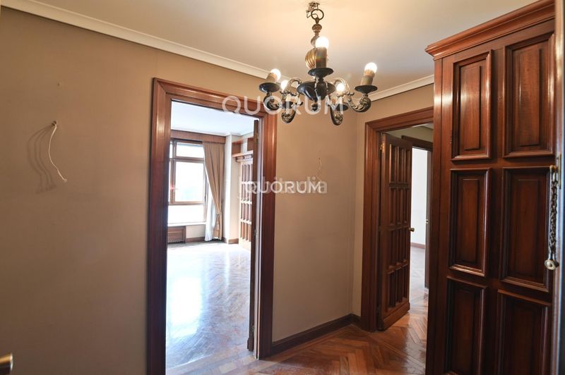 Foto fdf4ccad-4983-42aa-bb11-d0a810845a81. Pis amb calefacció a Ensanche - Moyua - Diputación Bilbao