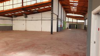 Miete Fabrikhalle in Valle de Trápaga - Trapagaran. Nave industrial en trapaga polígono salcedillo