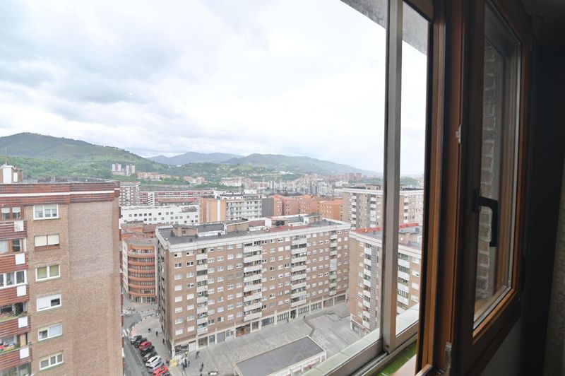 Foto b8b024e5-6df6-48ae-b80a-9bfb8d4e5a15. Pis amb calefacció aparcament a Ibarrekolanda Bilbao