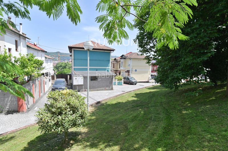 Foto 77a8e19d-e0ba-41a9-931b-a620c5e1025c. Casa adossada amb calefacció a Basurtu Bilbao