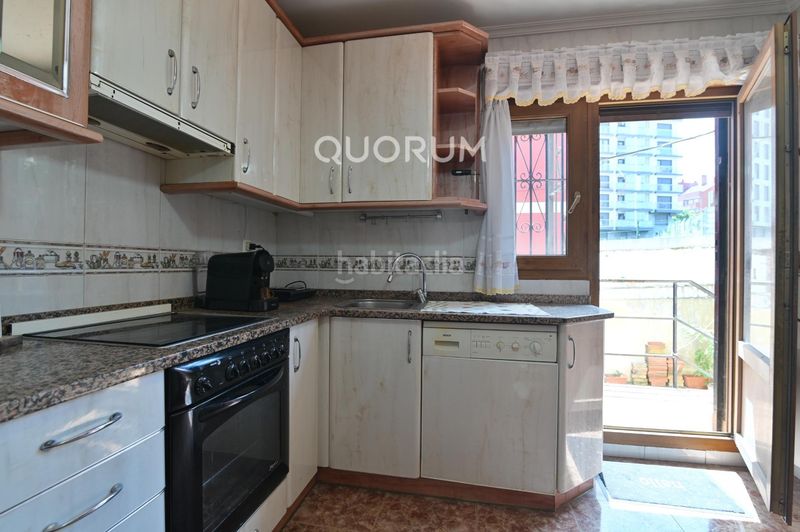 Foto a0e91120-99eb-4b6c-ae6a-1715449a18aa. Casa adossada amb calefacció a Basurtu Bilbao