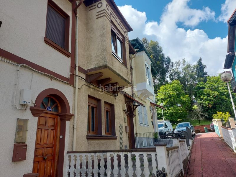 Foto fbb85fc7-b64a-47dd-98a9-cd78c7f1a75a. Casa adossada amb calefacció a Basurtu Bilbao