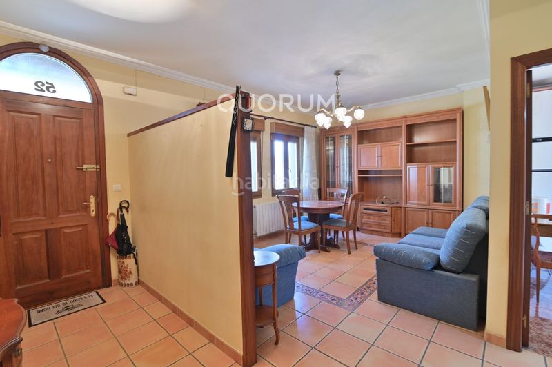 Foto fcfcc16a-7083-42aa-9fe5-236974b49744. Casa adossada amb calefacció a Basurtu Bilbao