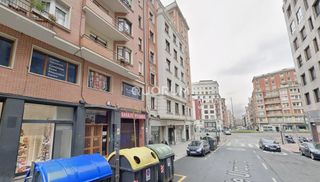 Aparcament cotxe  Alameda alameda urquijo. Parcela de garaje junto a san mames
