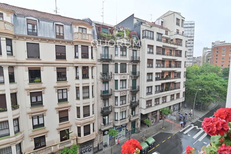 Foto e002d813-ee24-4d47-8bc1-9fa14504172d. Pis amb calefacció a Zabalburu Bilbao