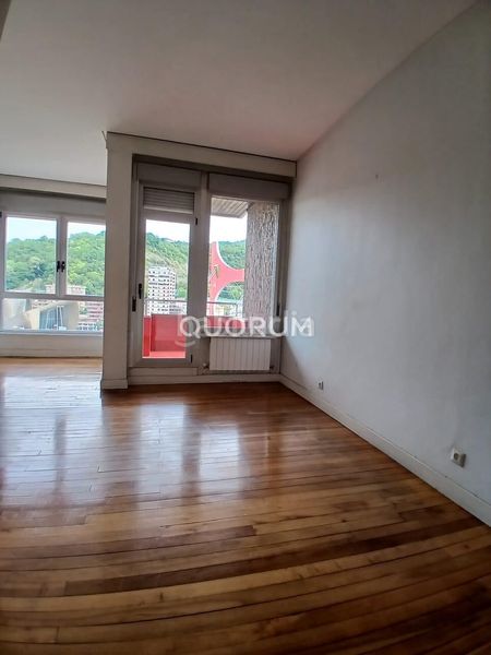 Foto d92dcd6c-4a3d-439a-aa1d-9d9d43f22ad2. Pis amb calefacció a Abandoibarra - Guggenheim Bilbao