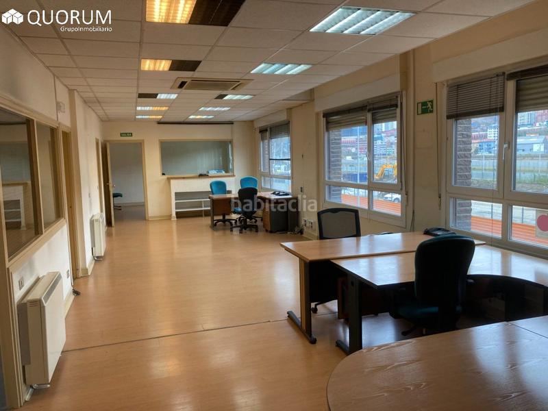 Foto d76be47c-a1f8-470f-bc53-06285b6aa61b. Ufficio con riscaldamento in San Pedro de Deusto - La Ribera Bilbao