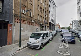 Business premise  Calle calle vitoria-gasteiz. Gran local comercial en dos plantas en miribilla