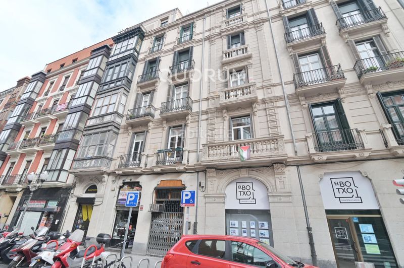 Foto b59d9f33-c86e-4adb-94c3-b6f4b622d0a9. Pis amb calefacció a Zabalburu Bilbao