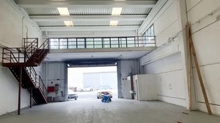 Rent Industrial building in Galdakao. Nave en erleches