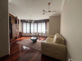 Miete Etagenwohnung  Alameda alameda recalde. Vivienda para contratos de temporada 4 habitaciones con garaje
