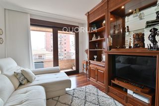 Pis  Avenida san adrián. Vivienda completa con garaje en san adrian