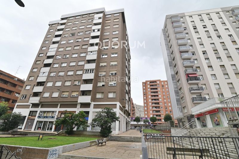 Foto 7718423c-484f-498e-b841-648afd1c1301. Etagenwohnung mit heizung parking in San Pedro de Deusto - La Ribera Bilbao