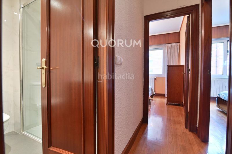 Foto a01153c2-da3f-4a93-8ff9-10431094ec55. Etagenwohnung mit heizung parking in San Pedro de Deusto - La Ribera Bilbao