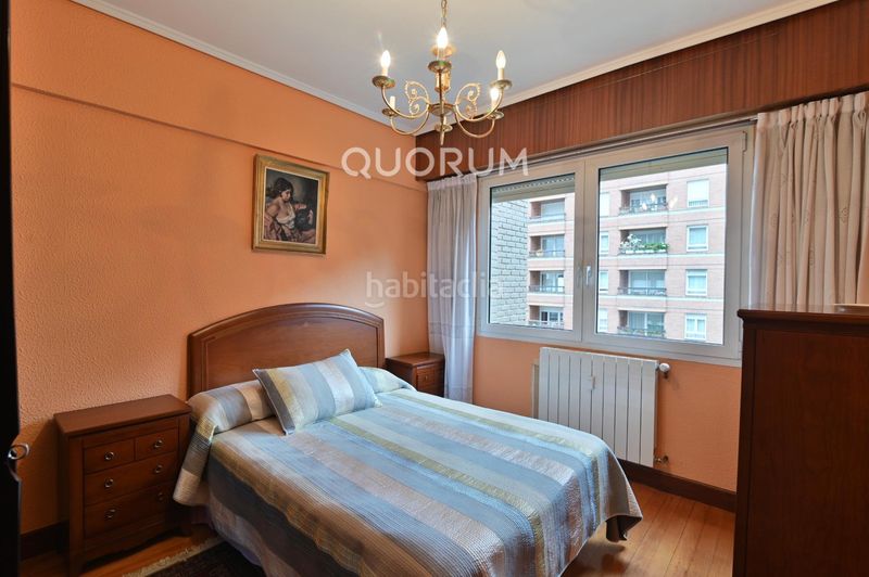Foto bd0daaa8-70ee-408e-97c5-41a5d95dff3c. Etagenwohnung mit heizung parking in San Pedro de Deusto - La Ribera Bilbao