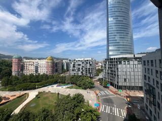 Affitto Appartamento  Plaza plaza de euskadi. Exclusiva vivienda en plaza euskadi para temporada