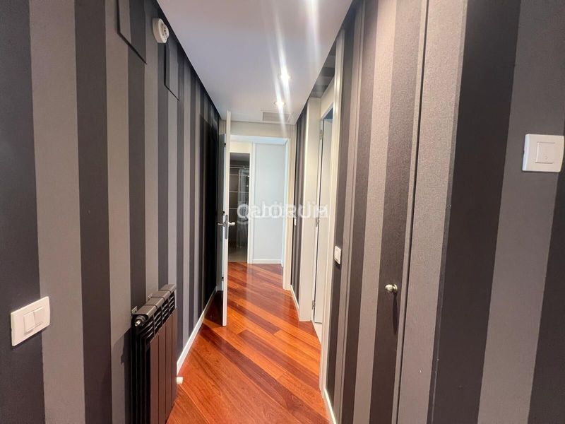 Foto 99eb44d6-da15-4a30-b30a-9600ad3ab064. Rent flat in Abandoibarra - Guggenheim Bilbao