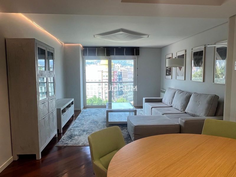 Foto abaf0d97-fef2-4964-bba4-007a8be68198. Rent flat in Abandoibarra - Guggenheim Bilbao