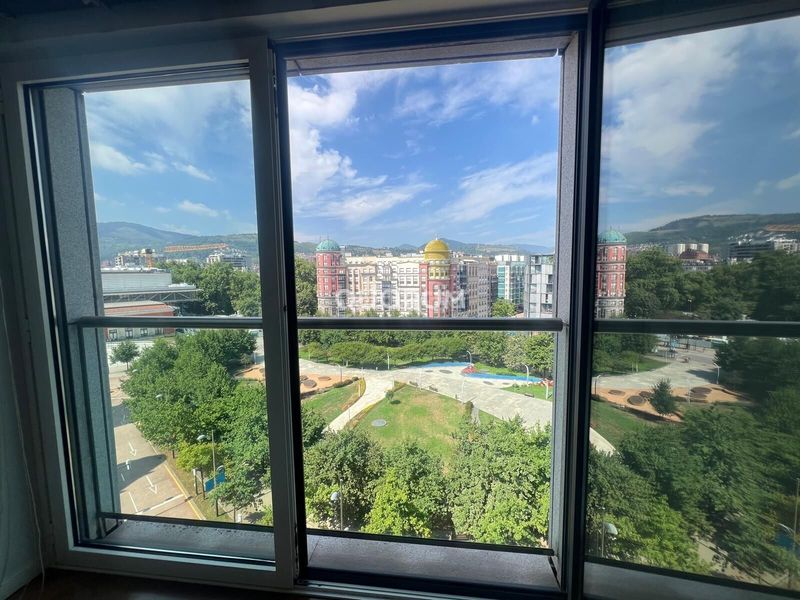 Foto d2c99bd0-2e8a-489a-9725-5cfad5febb15. Rent flat in Abandoibarra - Guggenheim Bilbao