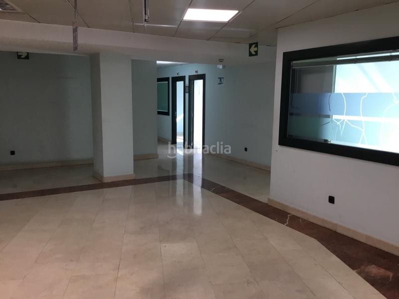 Foto e5dc469f-a34f-4f4d-a1c8-887488b1a840. Lloguer local comercial a Rekalde Centro Bilbao