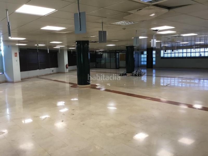 Foto 139da2ed-38b7-4c10-88da-43d9e10b0e11. Location local commercial dans Rekalde Centro Bilbao