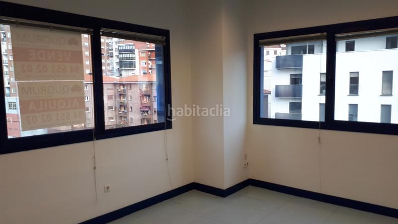 Foto beac54f5-d09a-4e11-8240-de59fb25f3f6. Ufficio con parcheggio in Bolueta Bilbao
