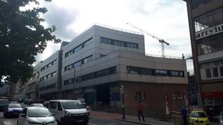 Bureau à Bolueta. Venta de oficina en rentabilidad, edificio metroalde  bolueta de