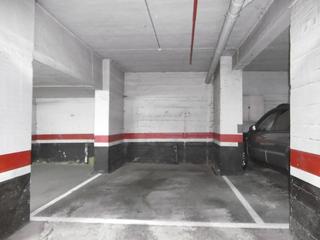 Parking coche en Urbi. Parcela de garaje amplia en la zona de urbi exclusiva en quorum