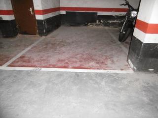 Parking voiture à Centro-Ariz-Uribarri. Parcela de garaje y trastero en la zona de ariz