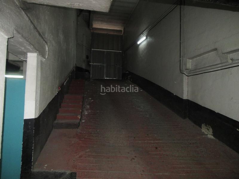 Foto decc5bb9-d086-4a89-a25c-c1e42f22b81a. Parking voiture dans Kalero-Basozelai Basauri