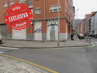 Lloguer Local Comercial a Centro-Ariz-Uribarri. Local en esquina en la calle nagusia