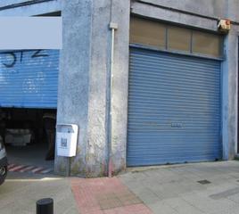 Local Comercial a Kalero-Basozelai. Local comercial diáfano en zona estaciónkalero