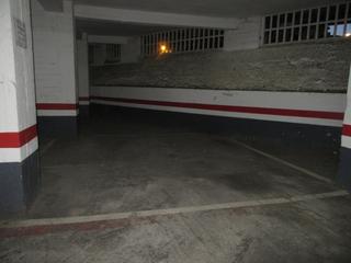 Parking voiture à Urbi. Parcela a bueno precio en zona urbi