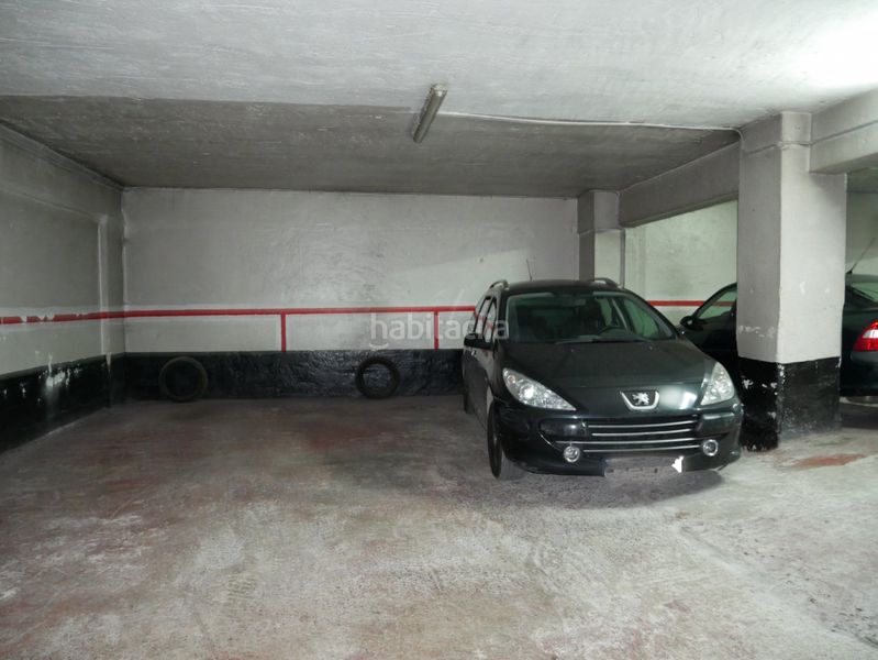 Foto e0894b80-8510-45aa-9a99-856017c6bb95. Aparcament cotxe a Kalero-Basozelai Basauri