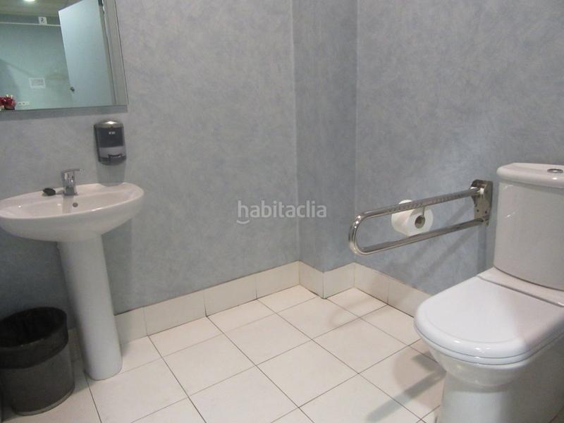 Foto 2d30de6a-cea6-4ee1-8469-16e08069b4a4. Alquiler local comercial excelente local comercial en el centro en Basauri