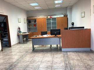 Geschäftsraum in Centro-Ariz-Uribarri. Local en muy buen estado en zona ariz