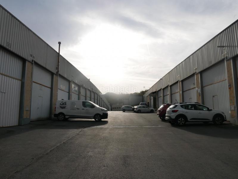 Foto 87a19065-b0d8-4f53-9225-b5210c1d80fe. Bâtiment à usage industriel dans San Miguel Basauri