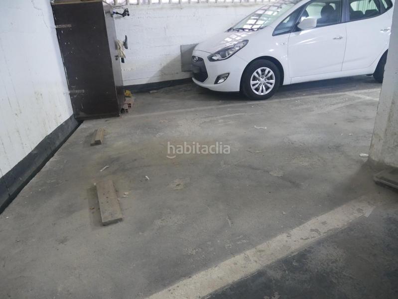 Foto 6678054f-a9c2-44a9-a02f-f1126c28a9cb. Parking coche parcela de garaje a buen precio en zona Urbi en Basauri