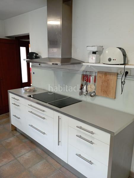 Foto 570569f4-b5a4-46f1-aa9a-47632a48edca. Casa adossada amb calefacció aparcament a Arrankudiaga