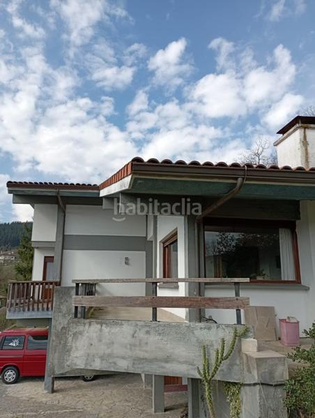 Foto a95714db-2f21-4035-81df-eb3912245af0. Casa adossada amb calefacció aparcament a Arrankudiaga
