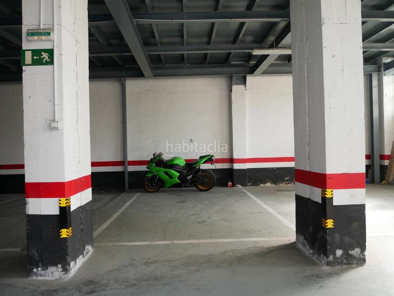 Foto 5f1b2003-c4cd-47b4-8587-e259421f0cc3. Parking coche parcela de garaje amplia zona ariz en Basauri