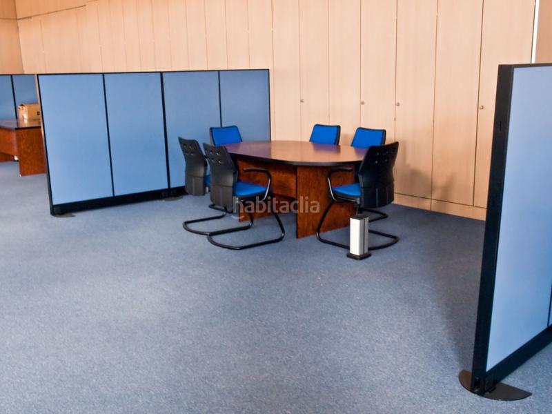 Foto 1abd10c8-1157-4f33-8db1-6c11911671d1. Oficina  en edificio de negocios acondicionada en buen estado en zona urbi en Basauri
