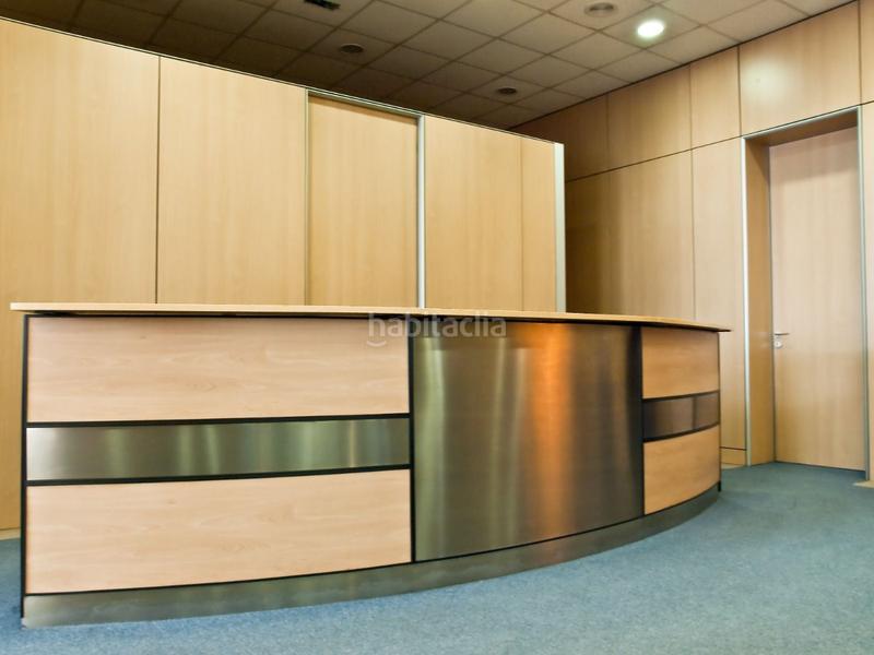 Foto 78ab413f-9ef7-4801-86b8-b49d83b87d4d. Oficina  en edificio de negocios acondicionada en buen estado en zona urbi en Basauri