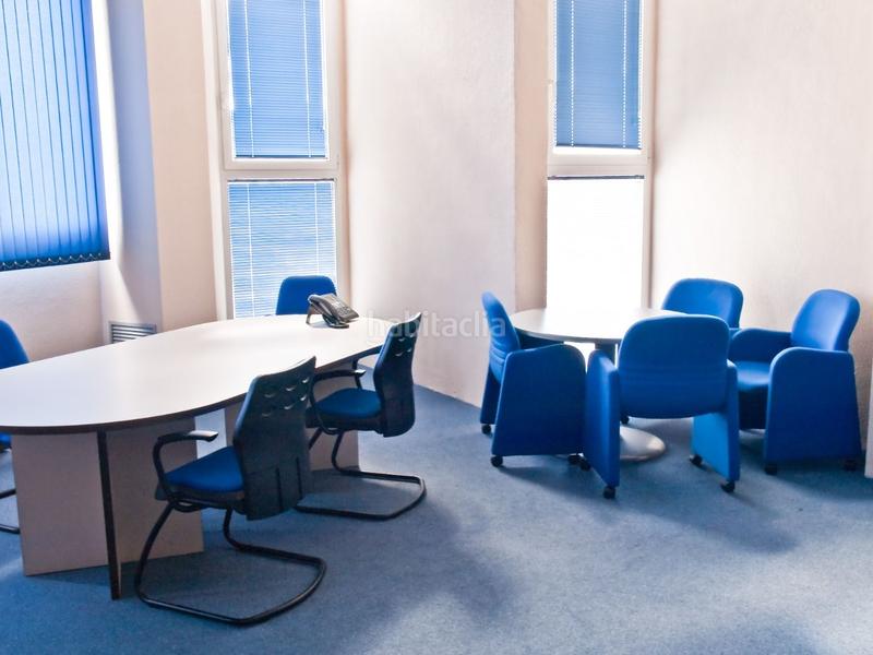 Foto be442caf-5f48-4bfb-aad5-8bb05b0c3b69. Oficina  en edificio de negocios acondicionada en buen estado en zona urbi en Basauri