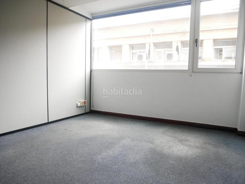 Foto 83e8c873-01a8-4d7f-a4f6-fc5b1f74a981. Alquiler oficina  en edificio de negocios acondicionada en buen estado en zona urbi en Basauri