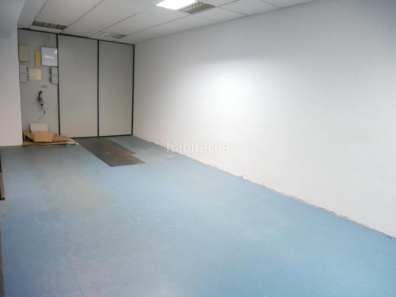 Foto d774cadb-2406-4e2a-a667-fc268ae4e60c. Alquiler oficina  en edificio de negocios acondicionada en buen estado en zona urbi en Basauri