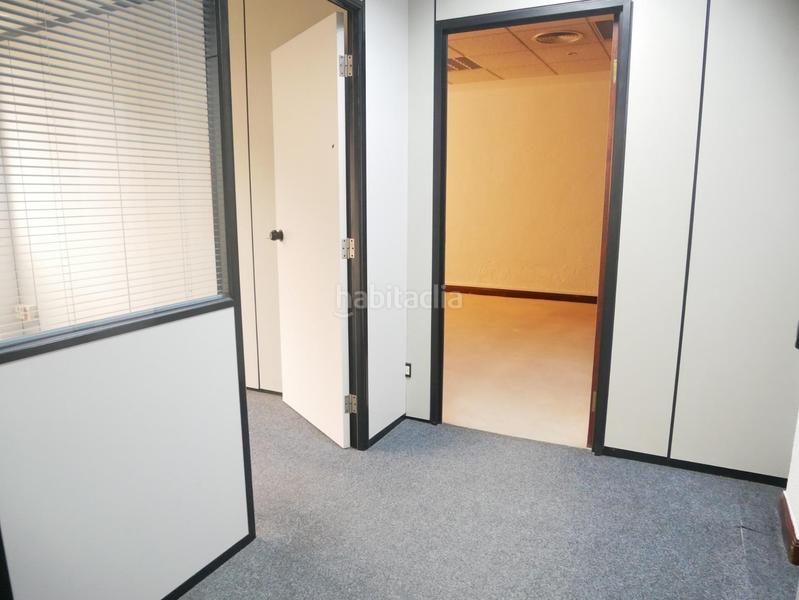 Foto 019d7d5e-40ac-4731-baab-535918e991ad. Miete büro mit heizung in Pozokoetxe Basauri